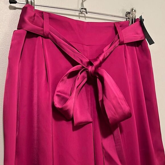 Women's Pink Elastic Waist Belted Pleated Wide Leg Pants NWT - Picture 2 of 9